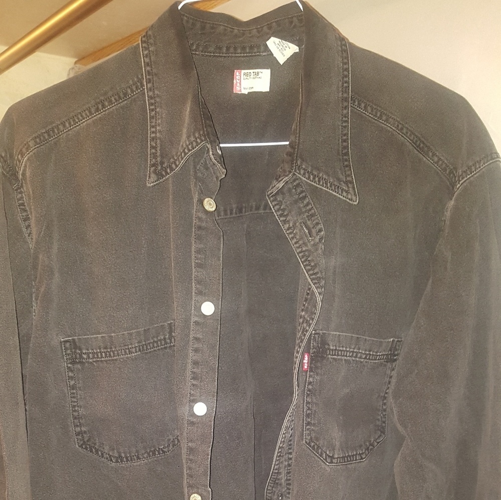Levis long sleeve shirt